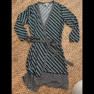 MAX STUDIO WRAP DRESS